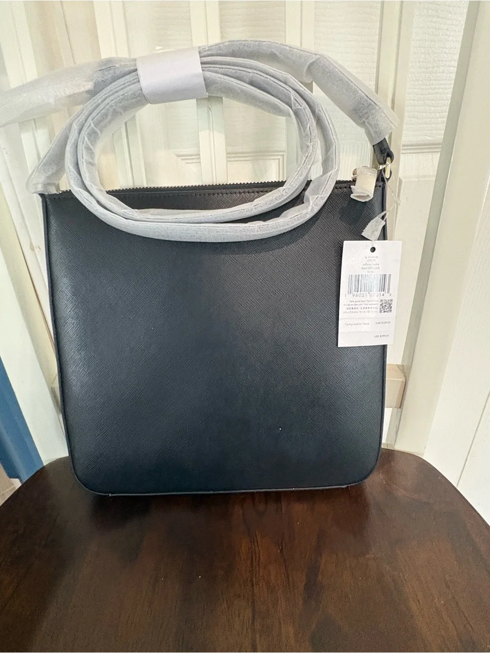 Kate Spade New York: Black Leather Crossbody Bag- Brand New W/Tags - Picture 4 of 5